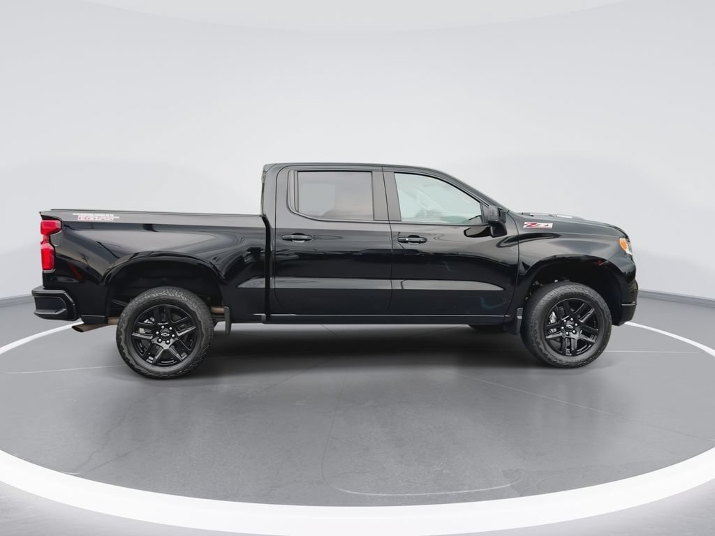 Used 2025 Chevrolet Silverado 1500 LT Trail Boss w/ Protection Package AWD/4WD image 9