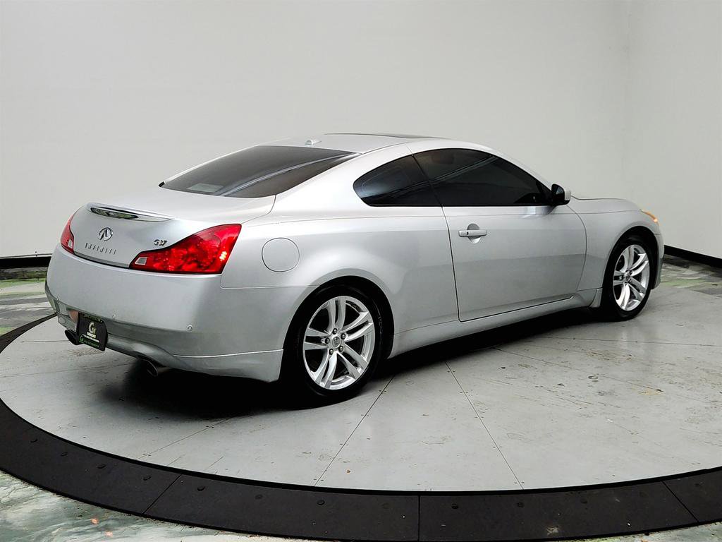 Used 2010 INFINITI G37 Journey w/ Premium Pkg image 5