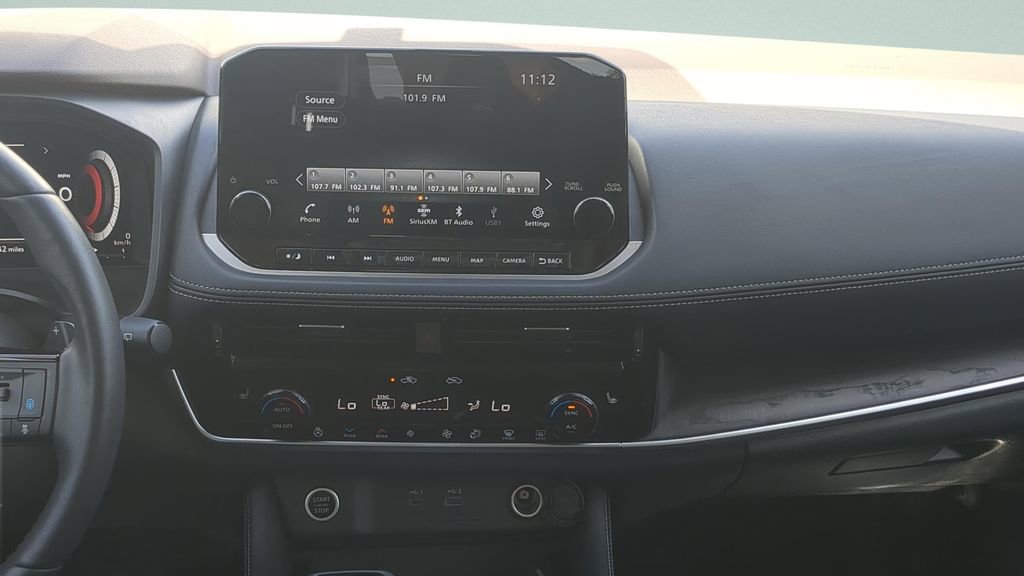 Certified 2023 Nissan Rogue Platinum w/ Platinum Premium Package image 14