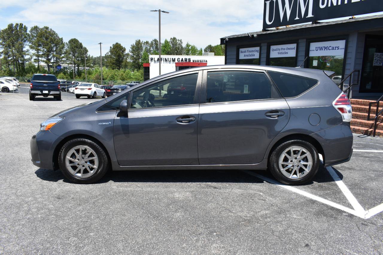 Used 2017 Toyota Prius V Three FWD image 9