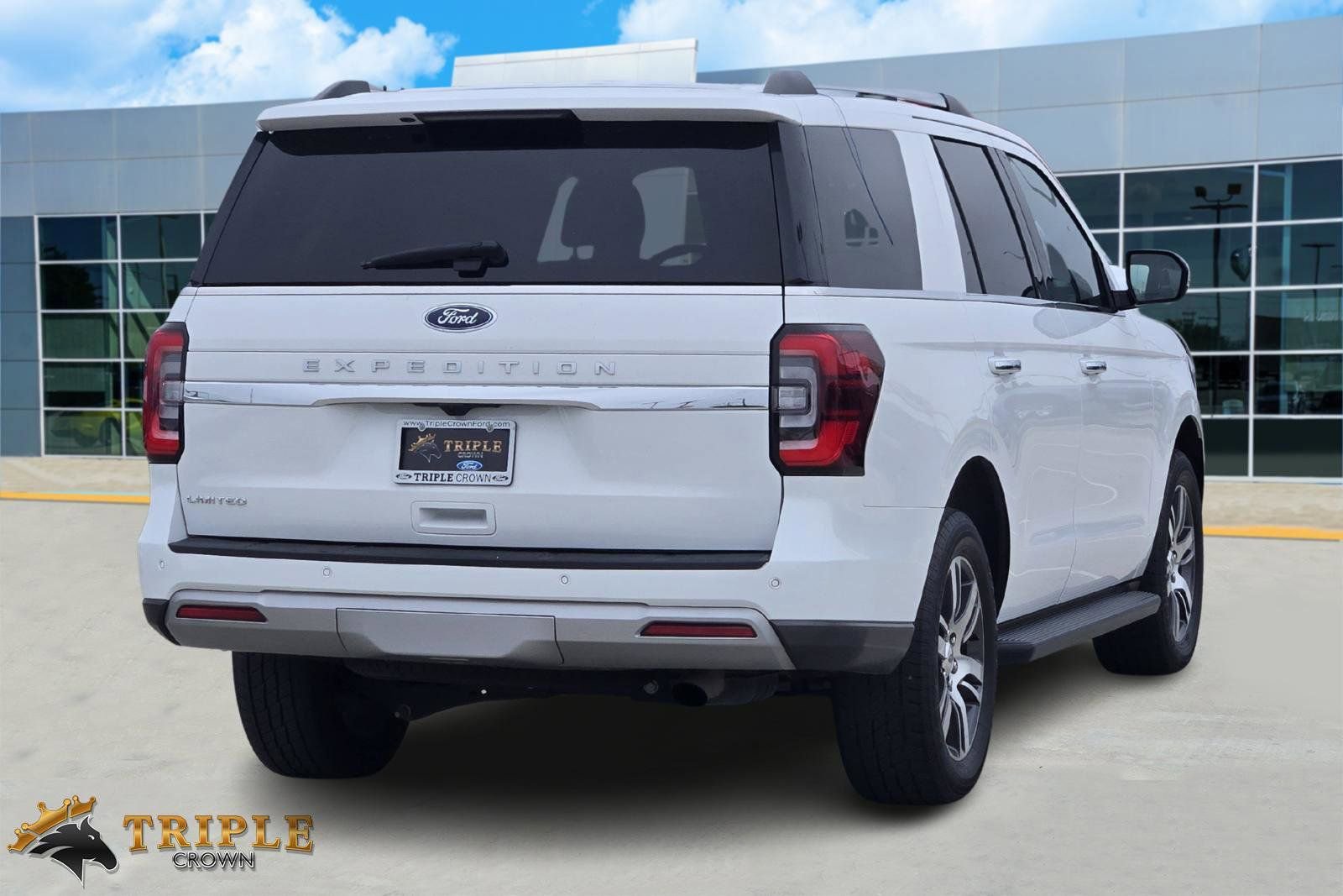 Certified 2024 Ford Expedition Limited image 4
