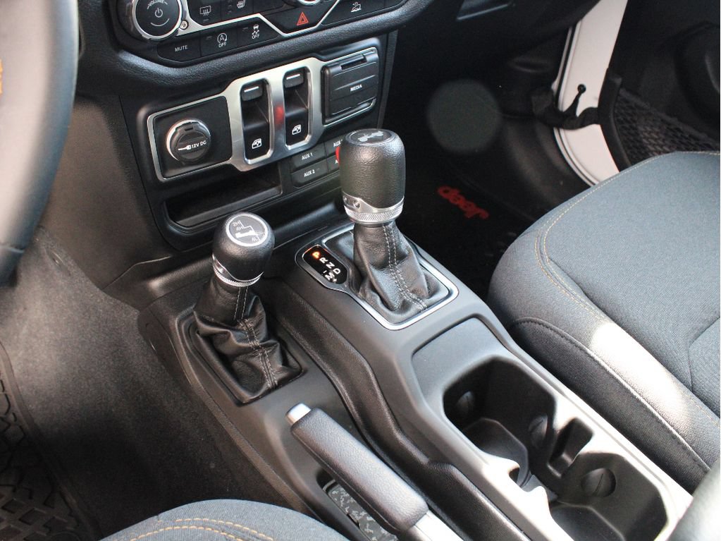 Certified 2024 Jeep Wrangler Sport AWD/4WD image 21