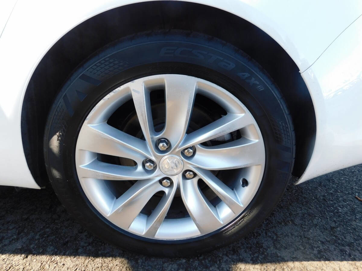 Used 2014 Buick Regal image 25