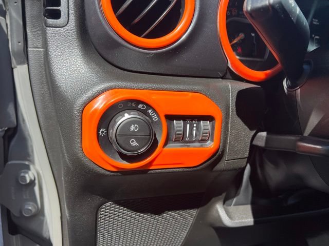 Used 2022 Jeep Gladiator Sport AWD/4WD image 8