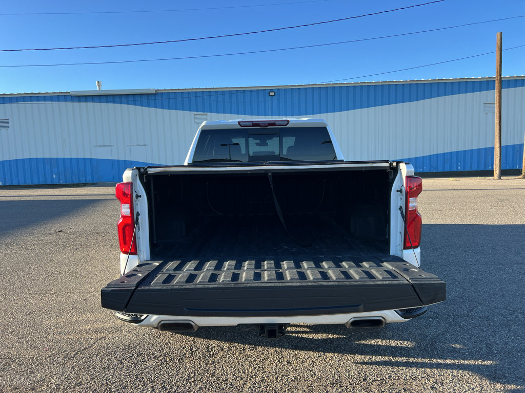 Used 2021 Chevrolet Silverado 1500 High Country w/ Technology Package AWD/4WD image 14