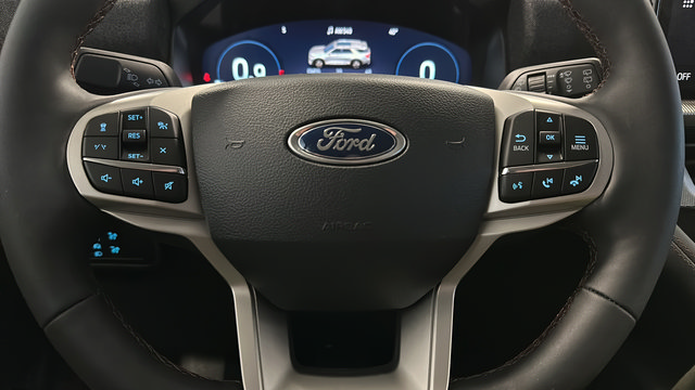 New 2026 Ford Explorer Active w/ Active Comfort Package AWD/4WD image 16