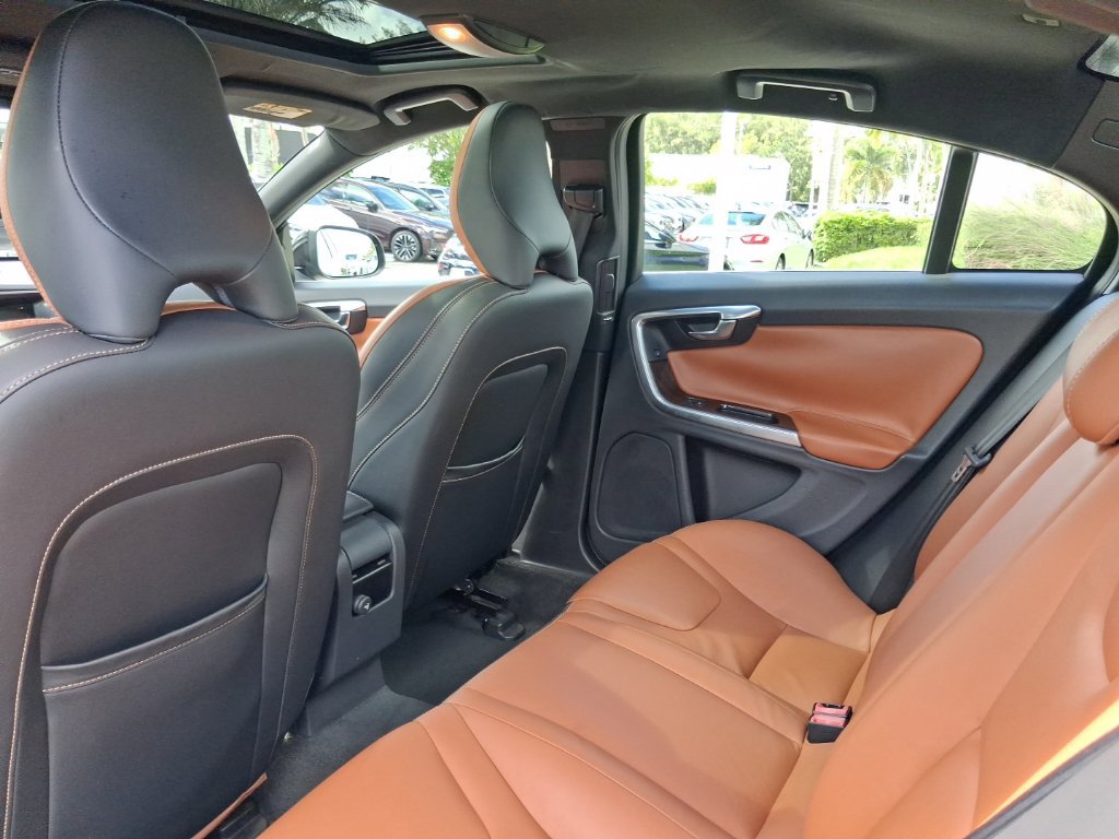 Used 2015 Volvo S60 T5 Platinum FWD image 7