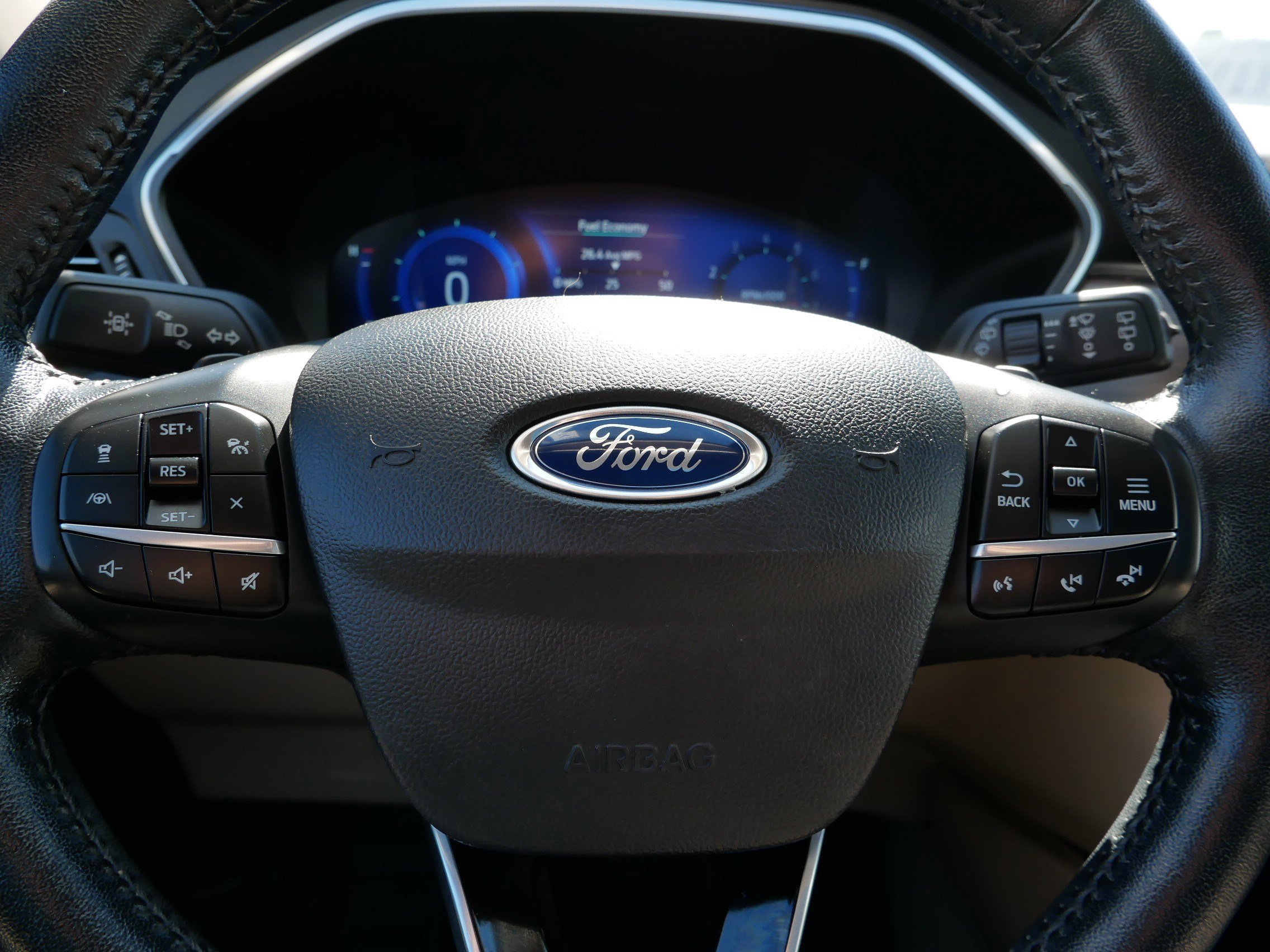 Used 2020 Ford Escape Titanium image 25