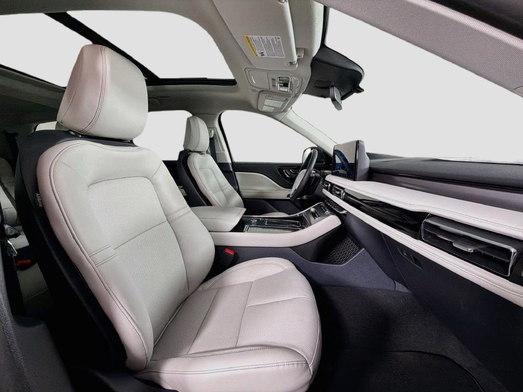 New 2027 Lincoln Aviator 2WD image 31