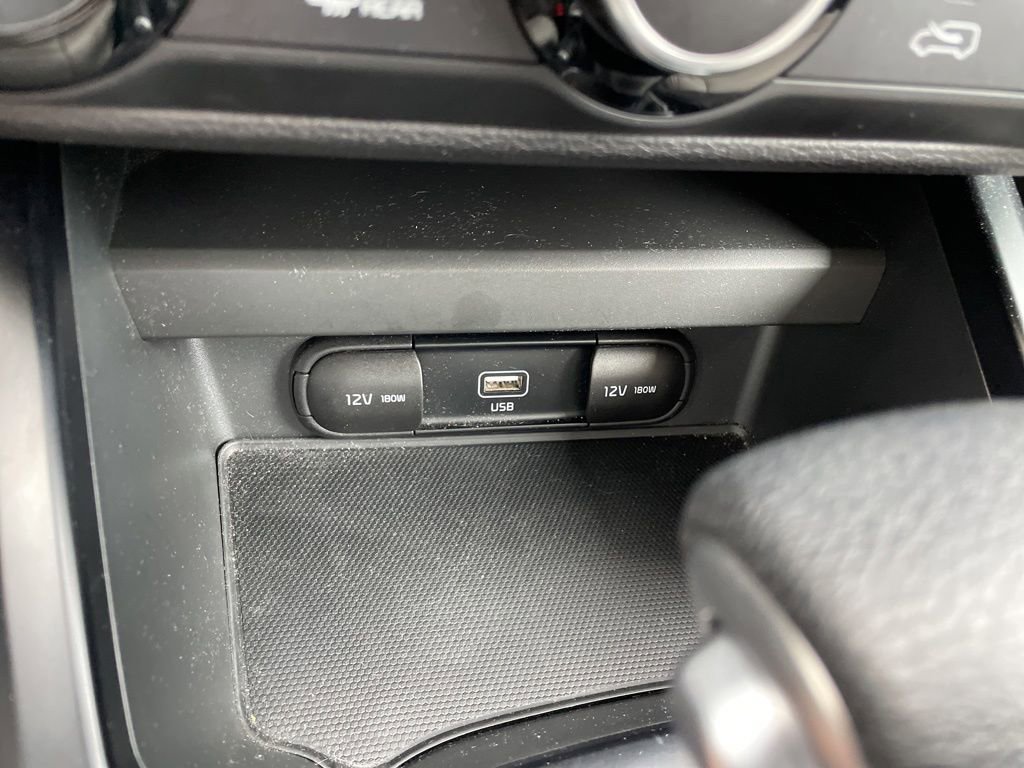Used 2020 Kia Soul S FWD image 20