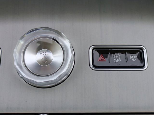 New 2025 Lincoln Navigator Reserve image 22