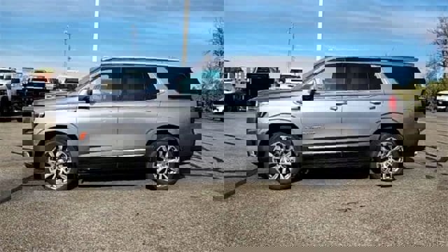 Certified 2022 GMC Yukon Denali image 5