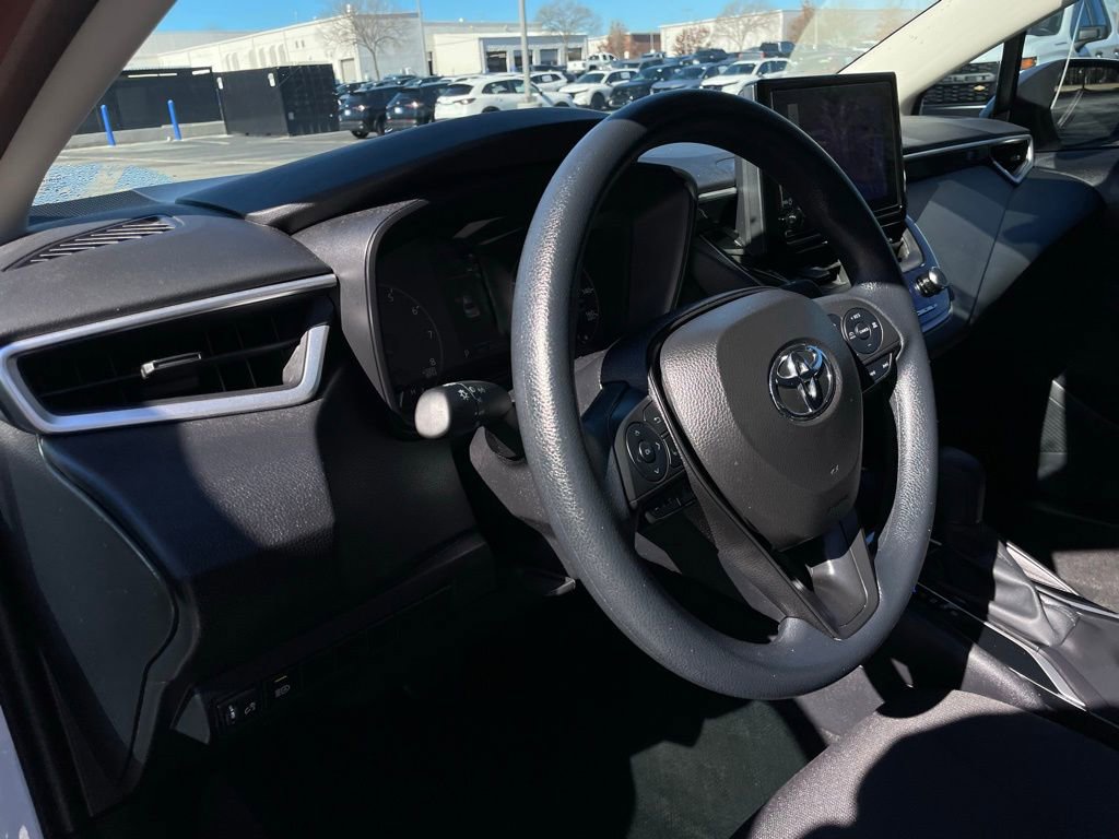 Used 2024 Toyota Corolla LE image 27
