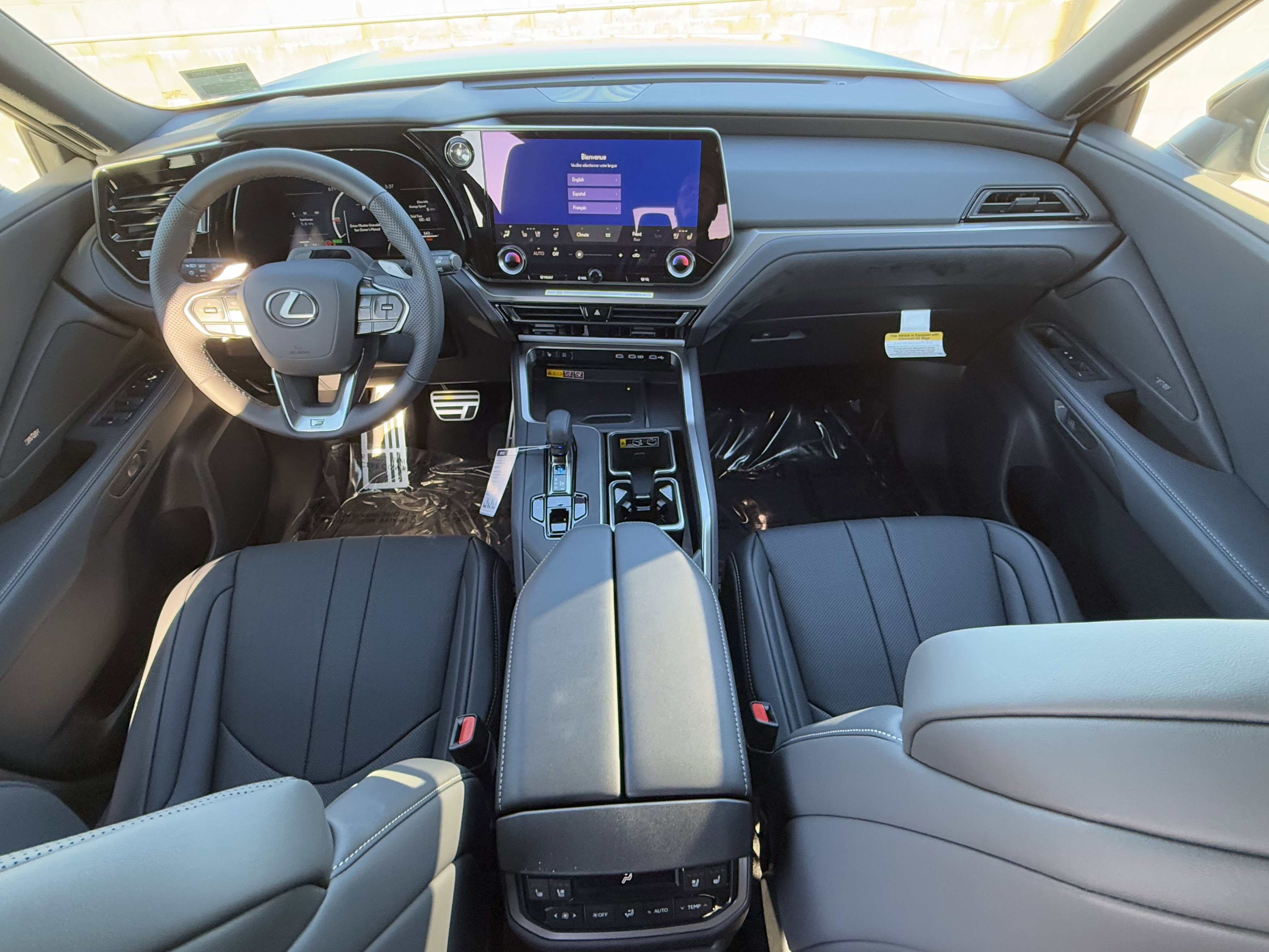 New 2026 Lexus TX 500h AWD image 24