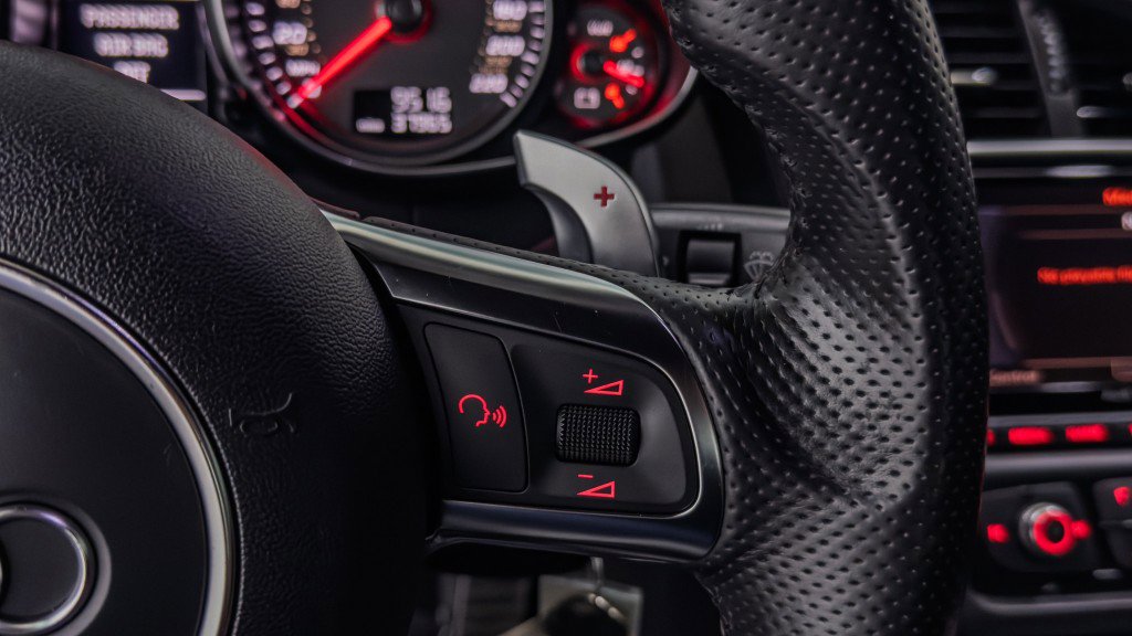 Used 2014 Audi R8 V8 image 25