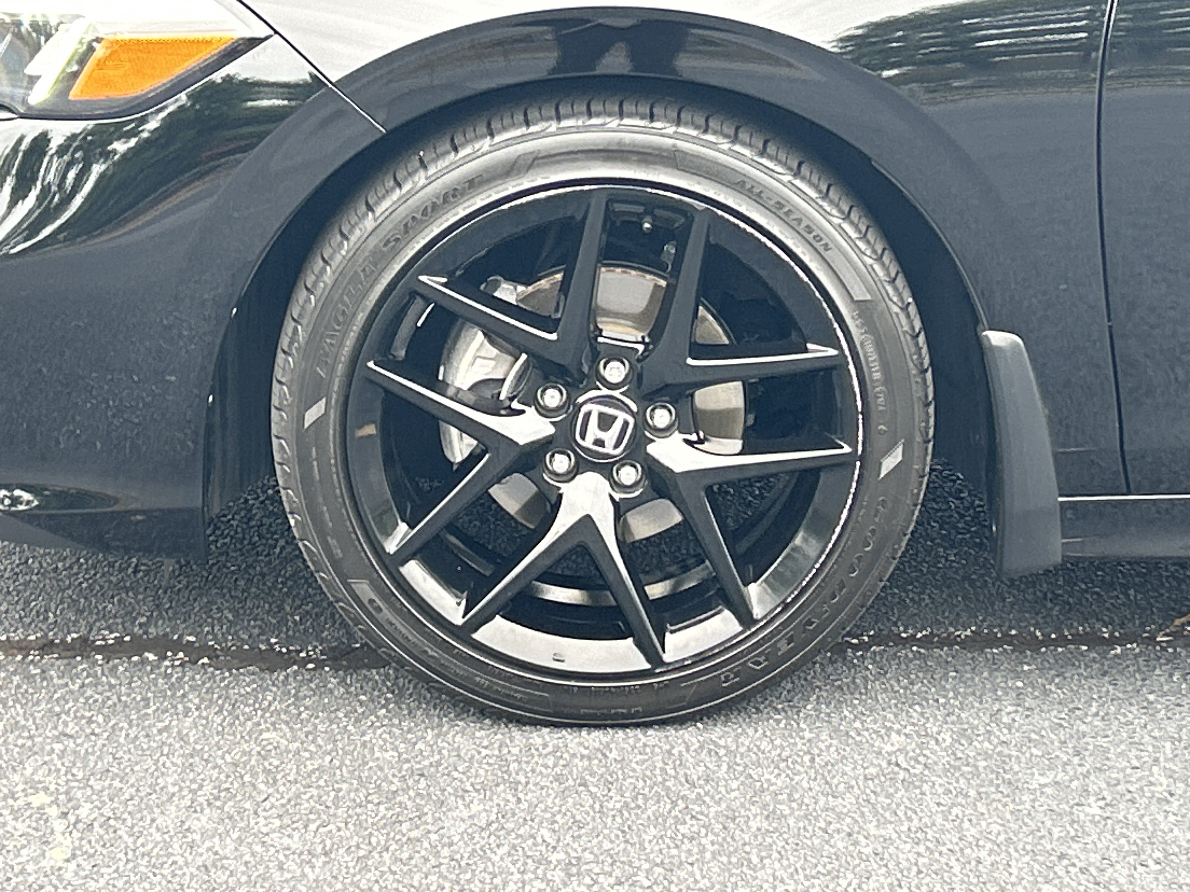Used 2025 Honda Civic Sport image 32