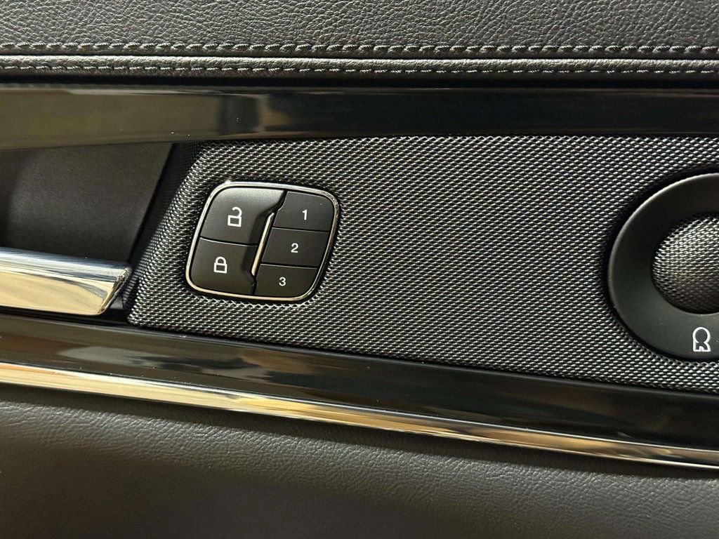 Certified 2023 Lincoln Nautilus Reserve w/ Equipment Group 201A image 9