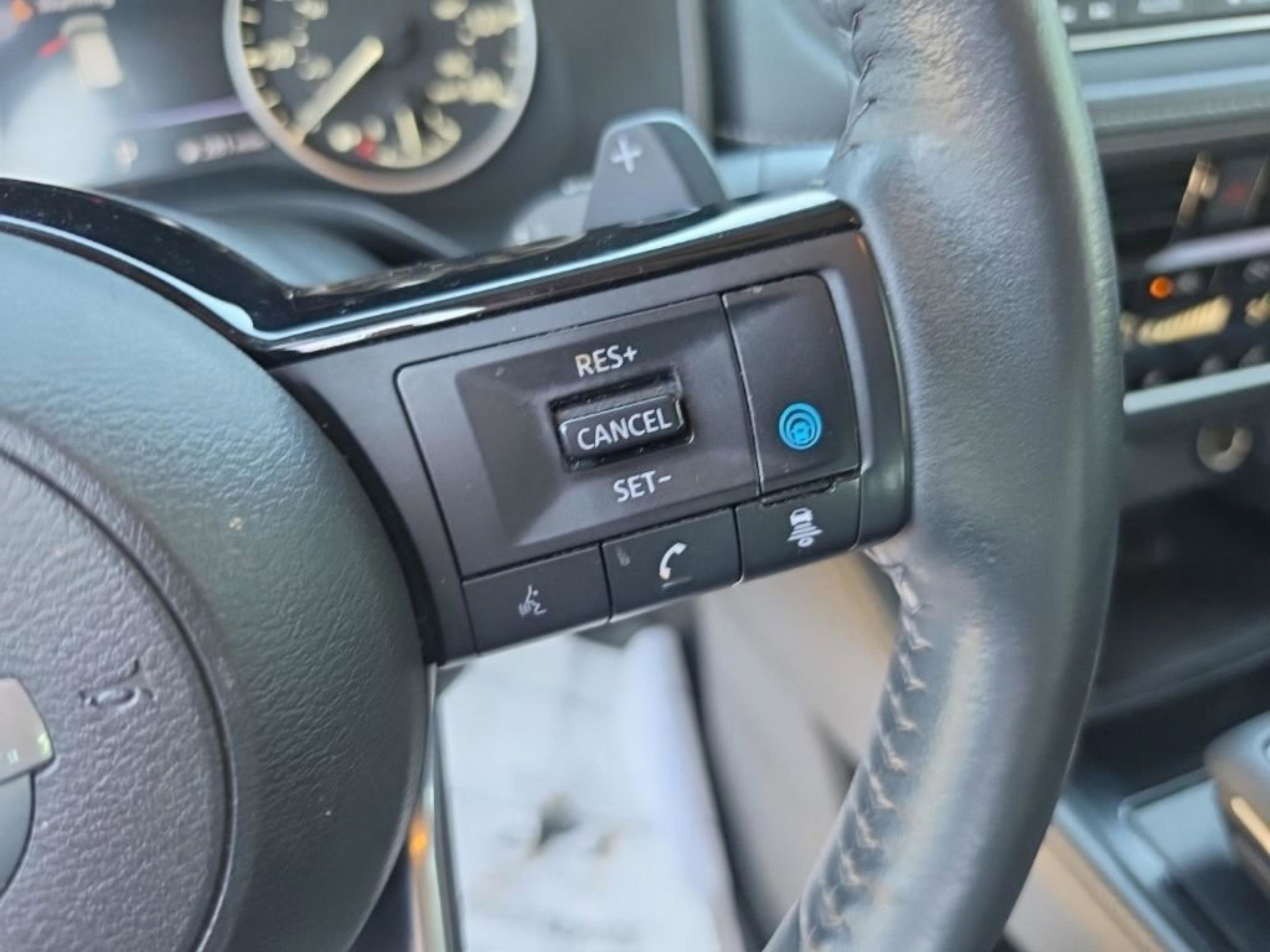 Used 2021 Nissan Rogue SL FWD image 21