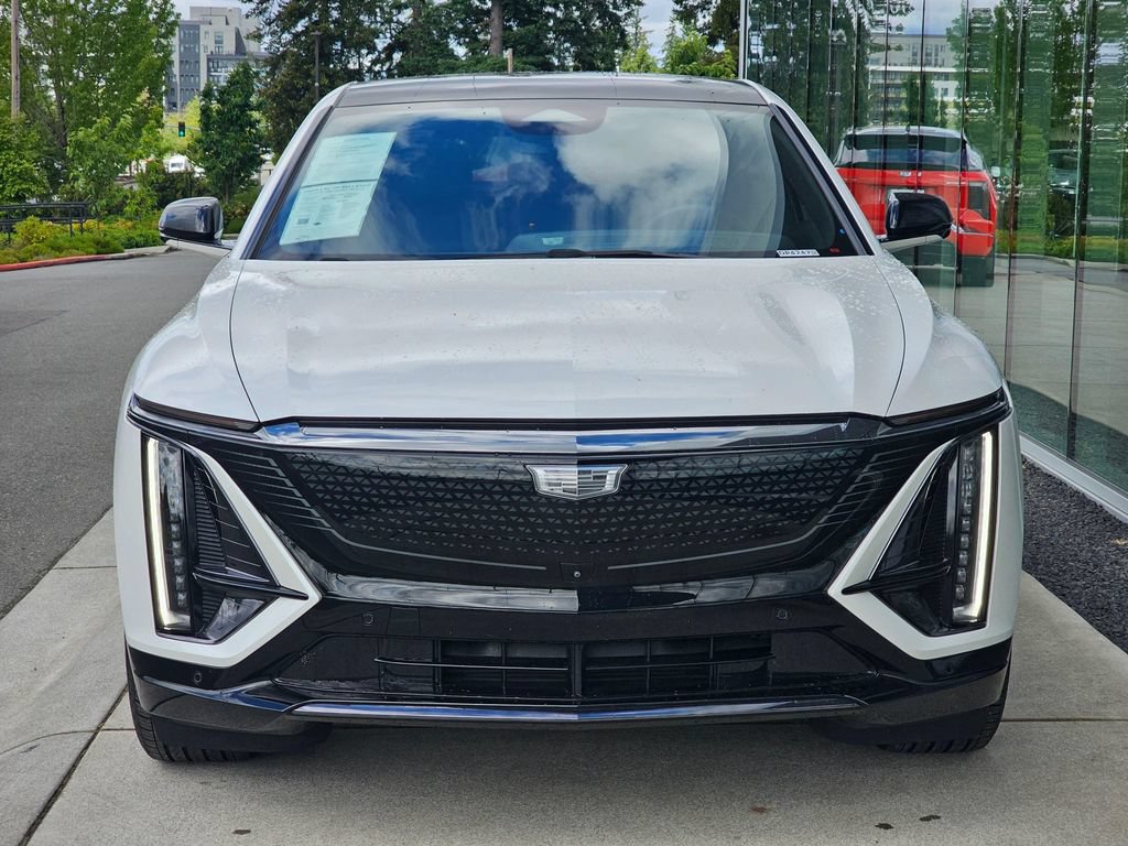Certified 2024 Cadillac Lyriq Sport AWD/4WD image 8