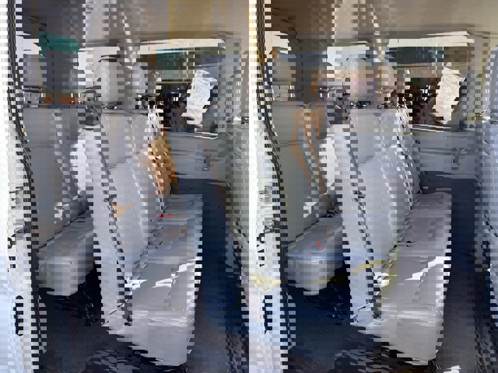 Used 2017 Ford Transit 150 XL image 39