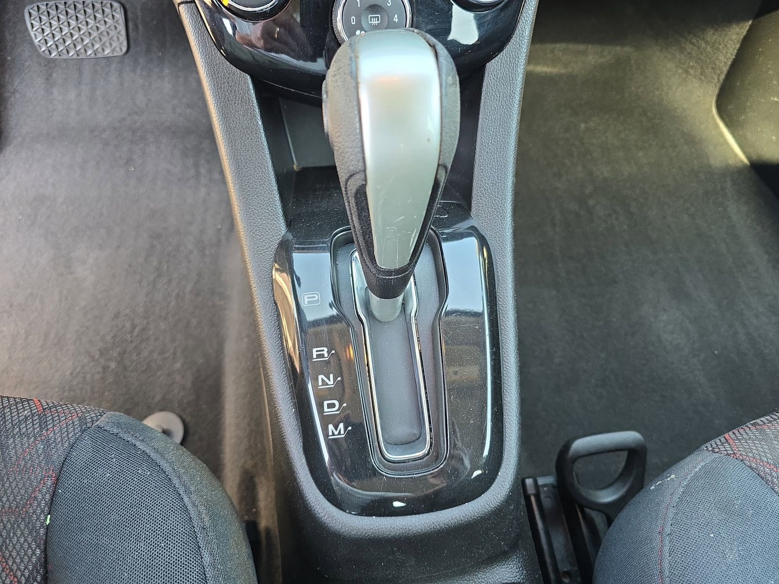 Used 2019 Chevrolet Sonic LT w/ Convenience Package FWD image 19
