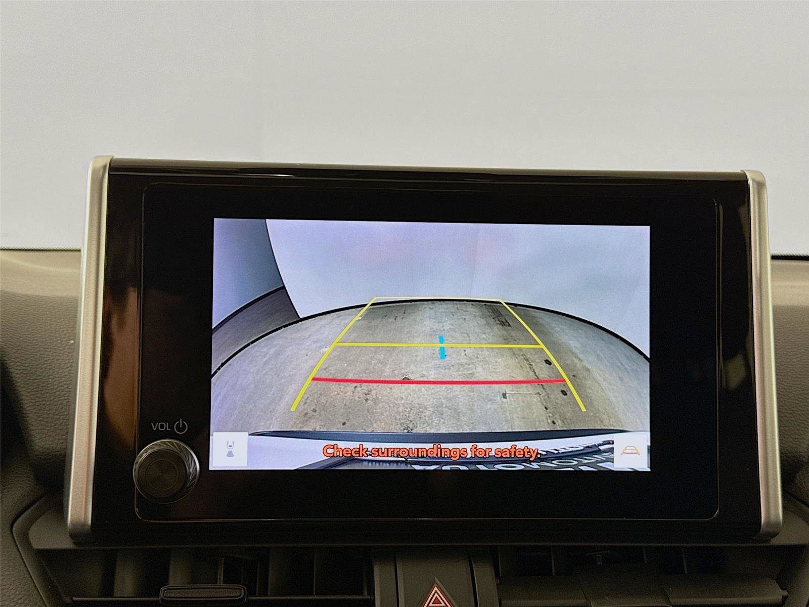 Used 2023 Toyota RAV4 XLE w/ Convenience Package image 16