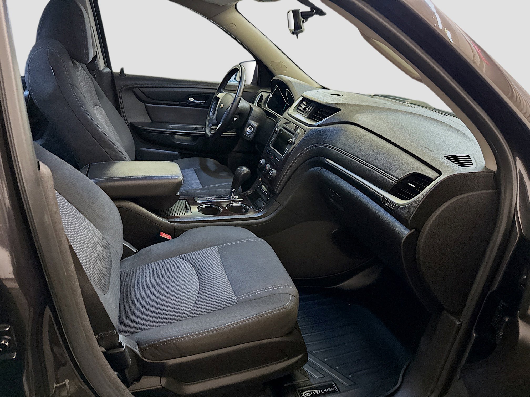 Used 2016 Chevrolet Traverse LT image 32