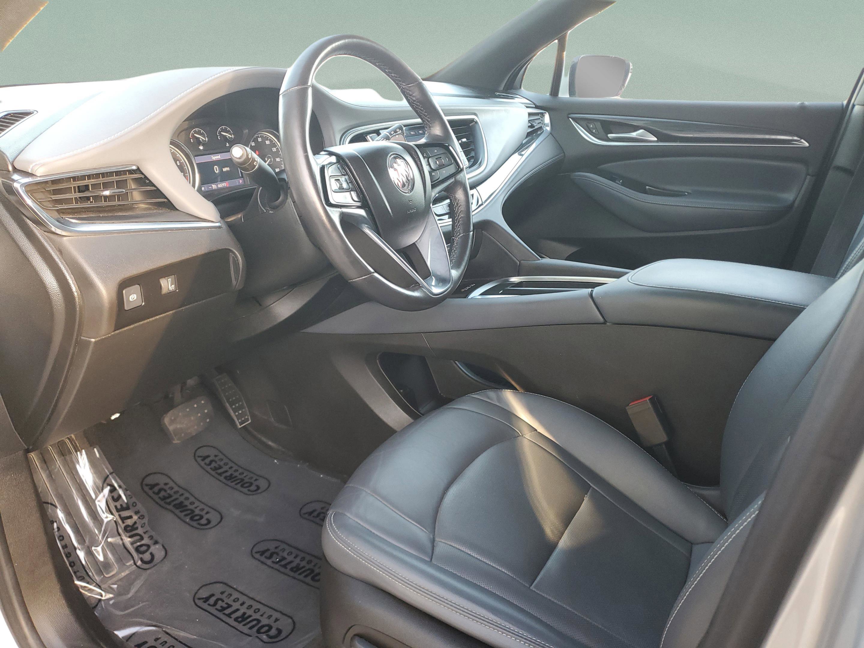 Used 2022 Buick Enclave Essence w/ Sport Touring Edition image 19