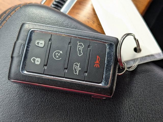 Used 2022 Jeep Grand Wagoneer Series III image 30