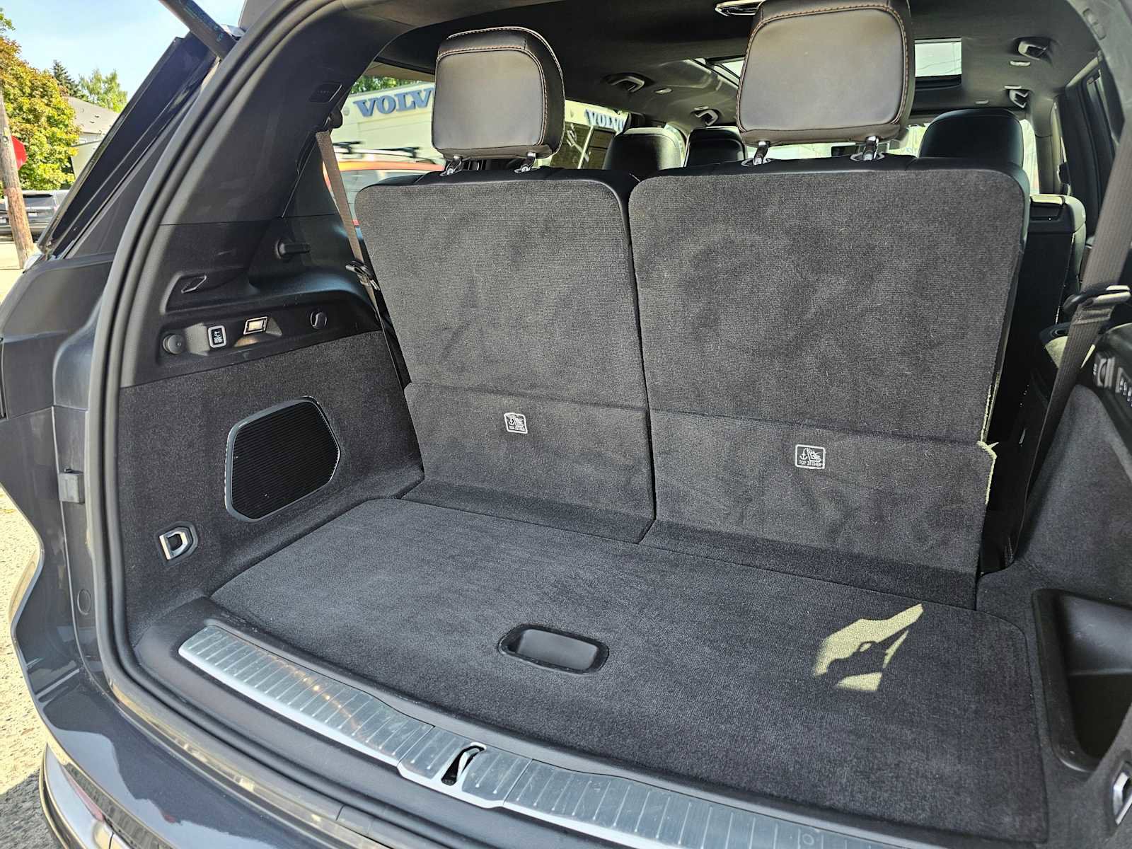 Used 2022 Jeep Grand Cherokee L Summit w/ Advanced Protech Group IV AWD/4WD image 17