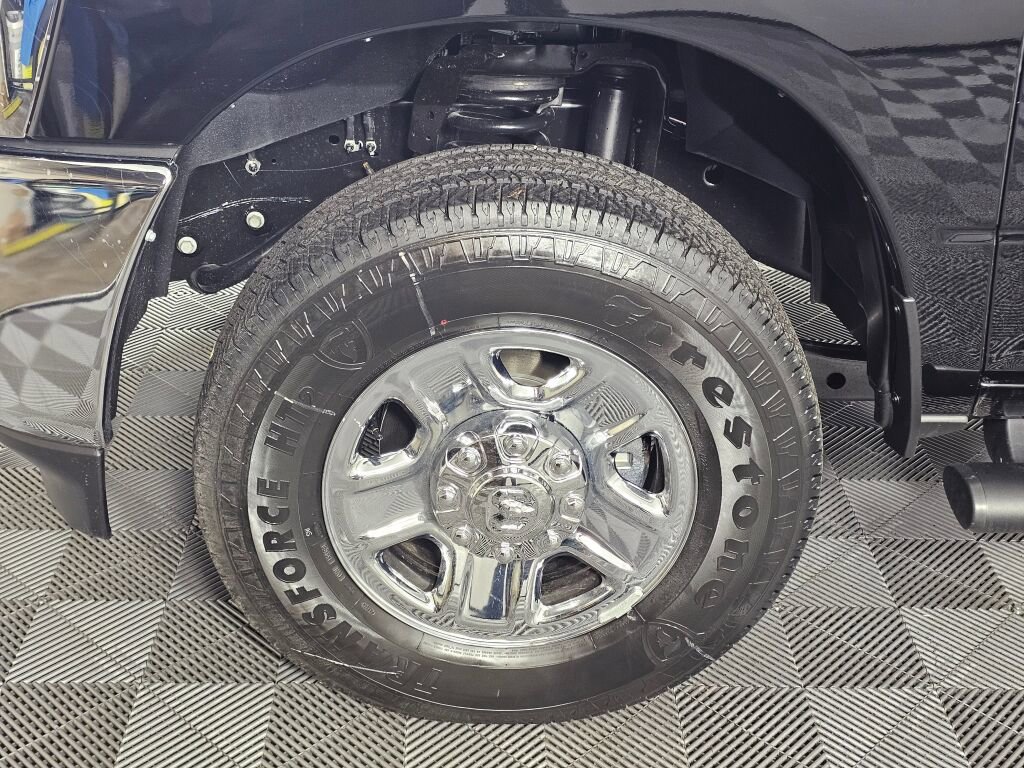 New 2026 RAM 3500 Tradesman image 10