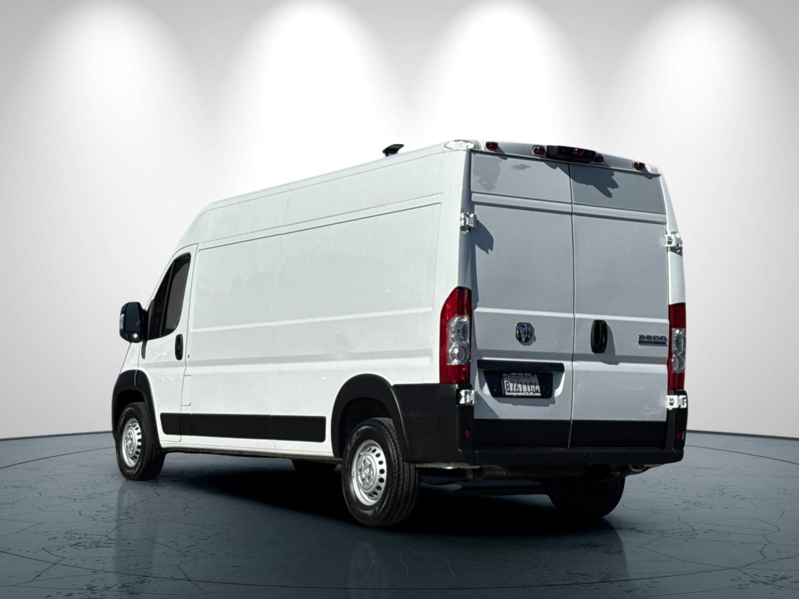 Used 2026 RAM ProMaster 2500 w/ Convenience Group FWD image 6
