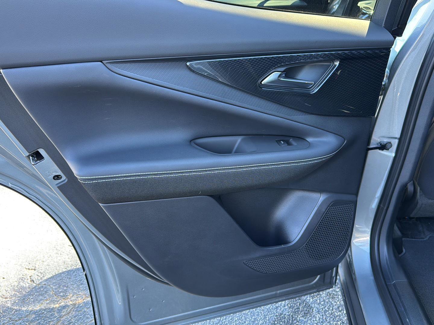 New 2026 Chevrolet Blazer EV LT image 16