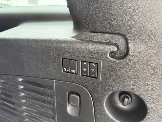 Used 2015 Cadillac Escalade ESV Premium image 32