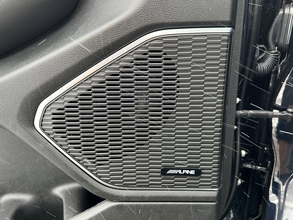 Used 2024 Jeep Grand Cherokee L Overland w/ Advanced Protech Group III image 14