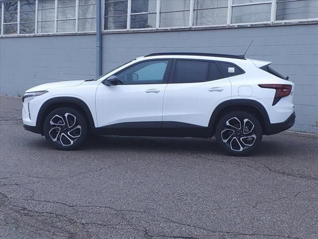 New 2025 Chevrolet Trax RS w/ Driver Confidence Package image 17