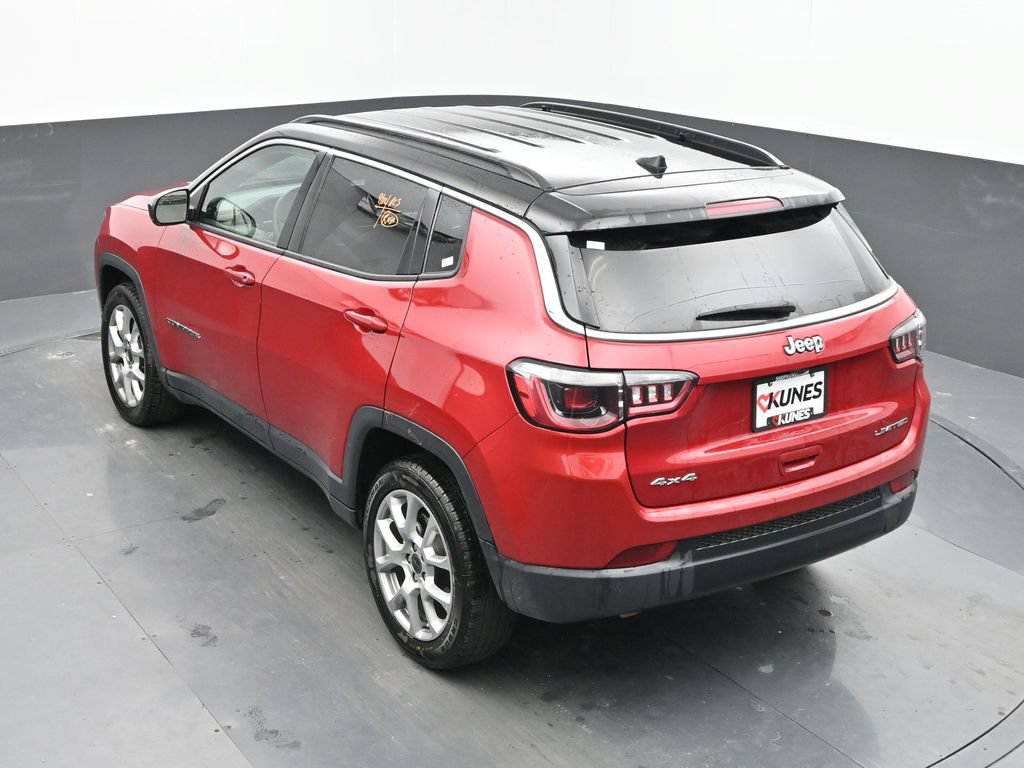 Used 2025 Jeep Compass Limited AWD/4WD image 28