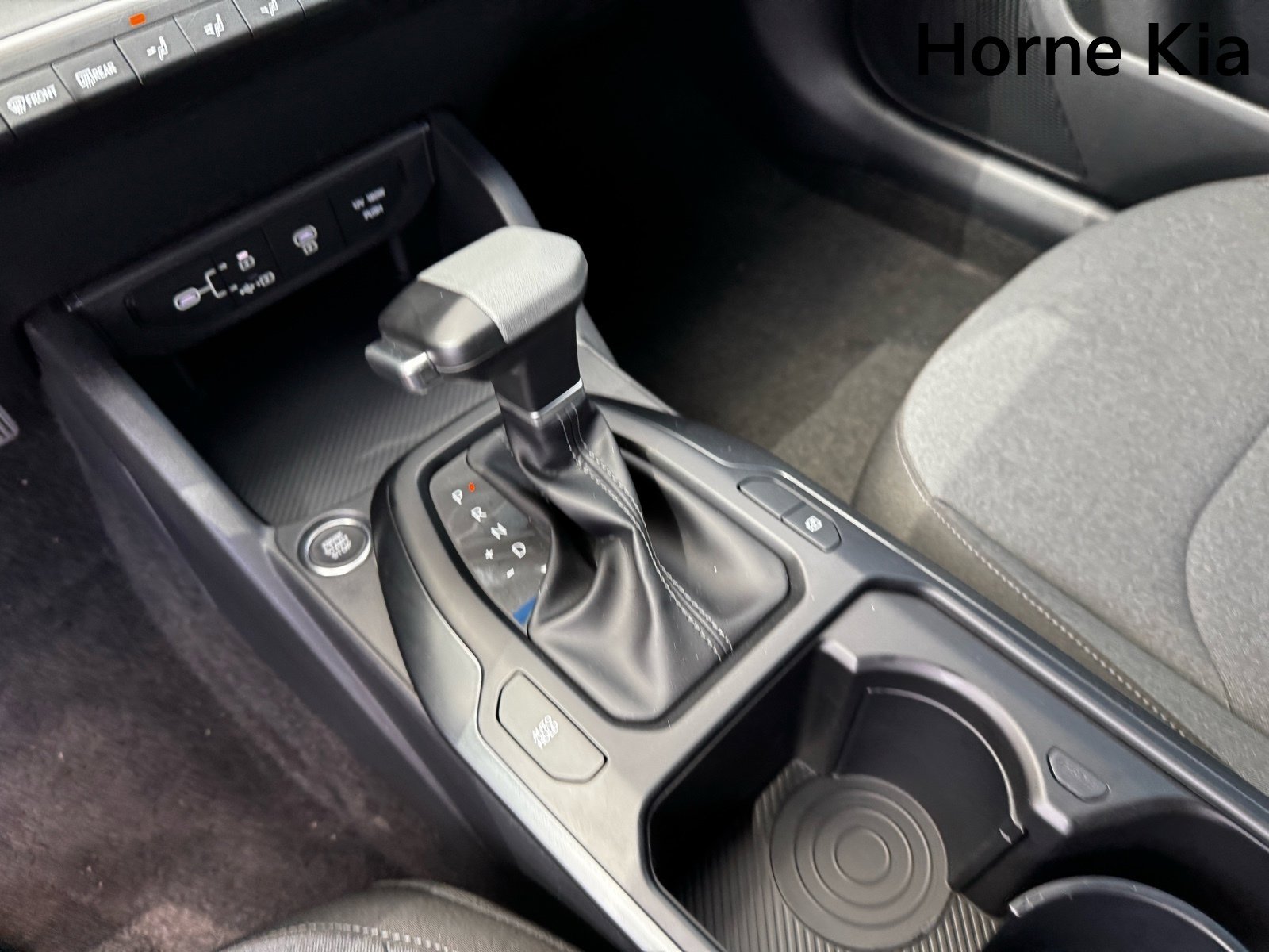 New 2025 Kia K4 LXS image 18