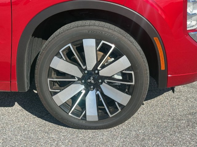 Used 2025 Mitsubishi Outlander SEL FWD image 10