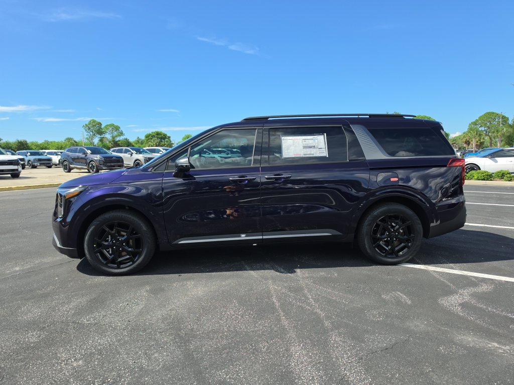New 2027 Kia Carnival EX FWD image 5