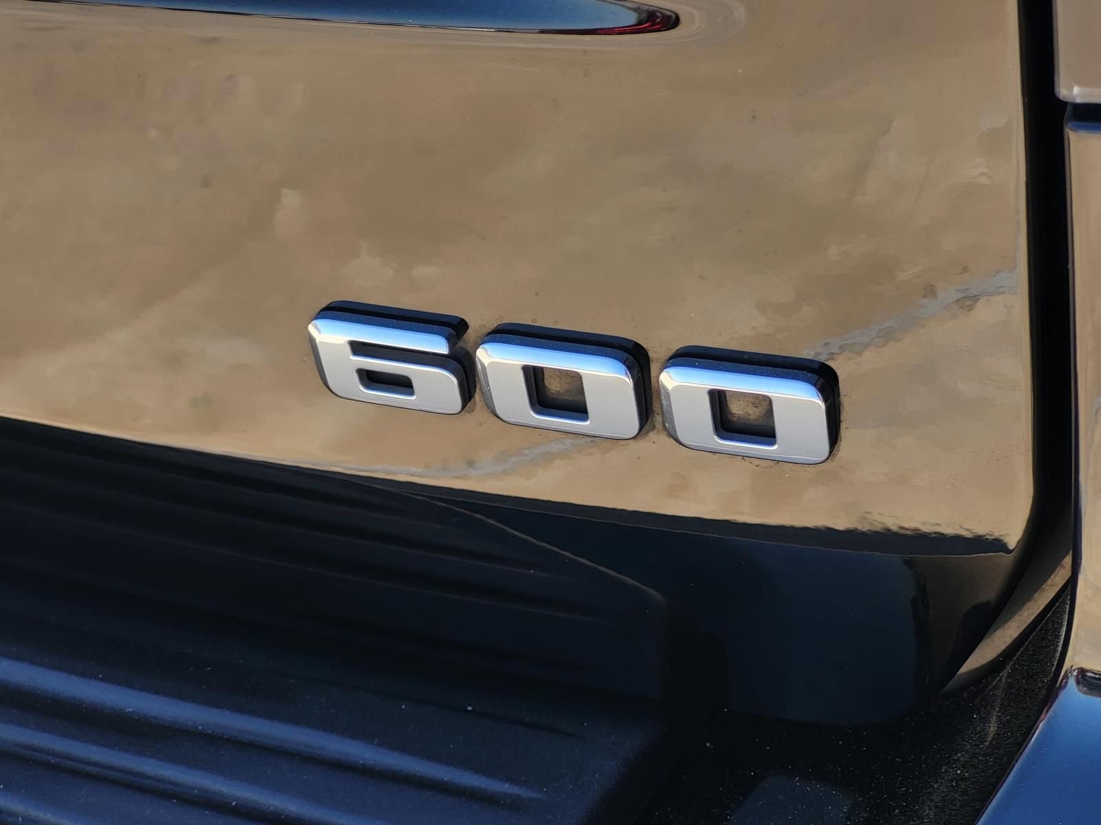 Used 2021 Cadillac Escalade ESV Premium Luxury image 5