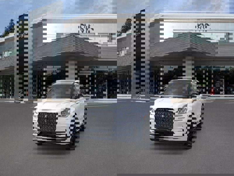 New 2026 Lincoln Corsair Premiere image 2