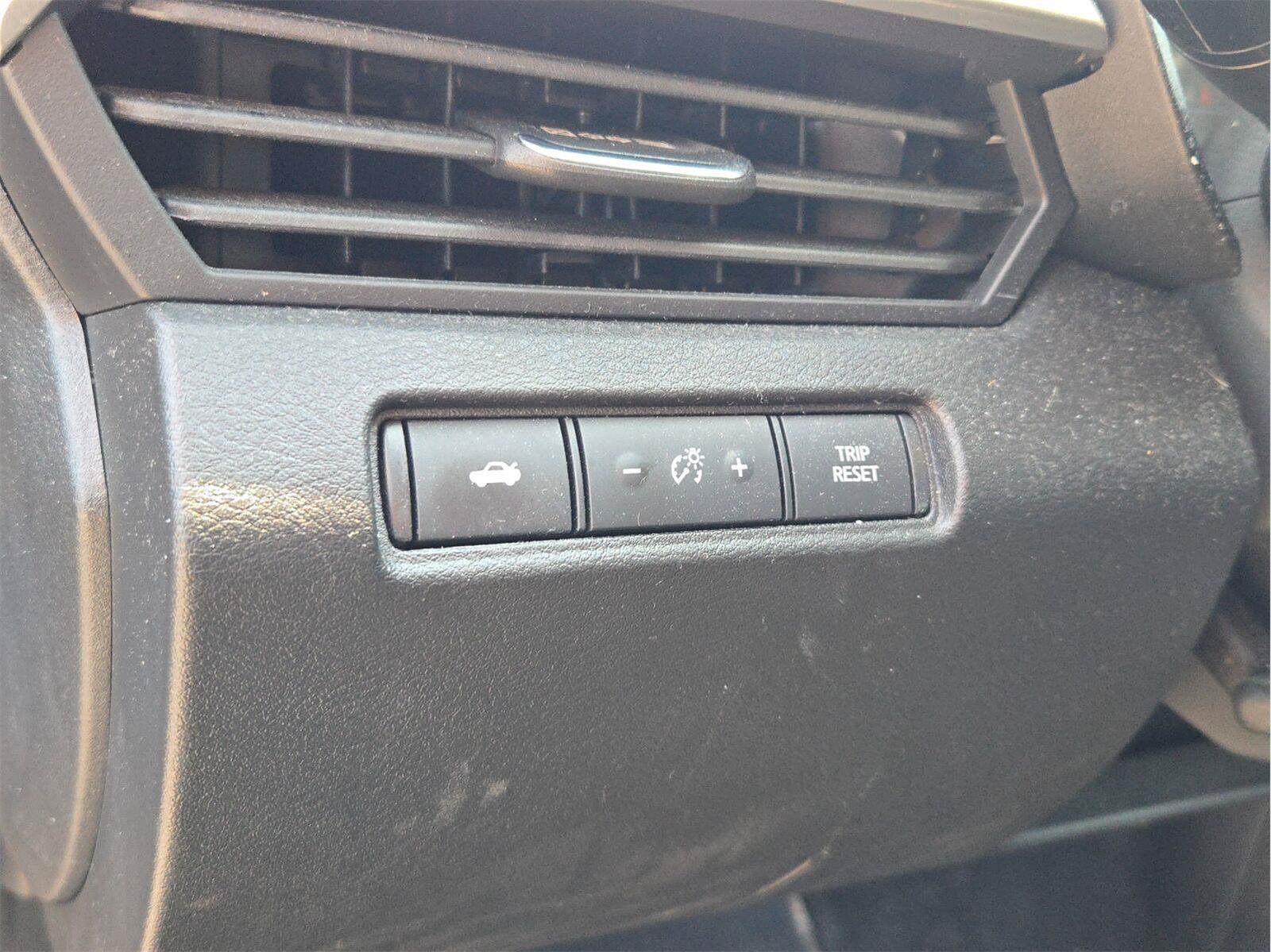 Used 2023 Nissan Altima 2.5 SR FWD image 52