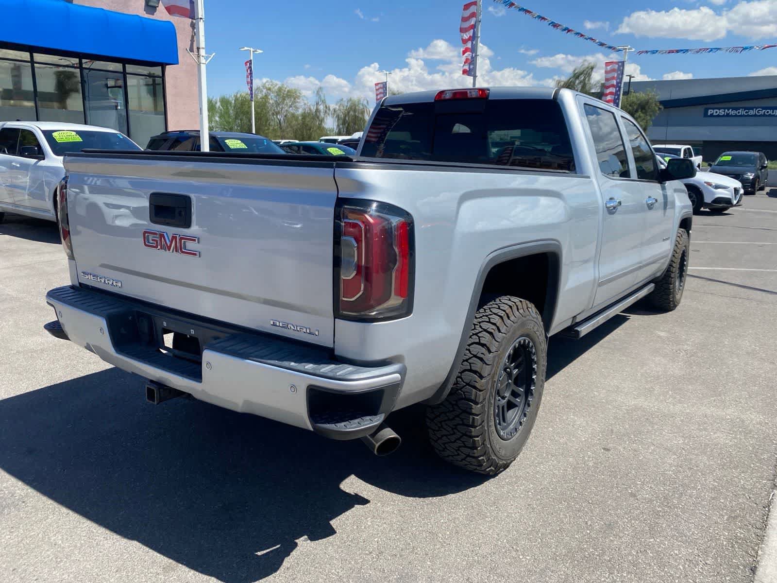 Used 2017 GMC Sierra 1500 Denali AWD/4WD image 6