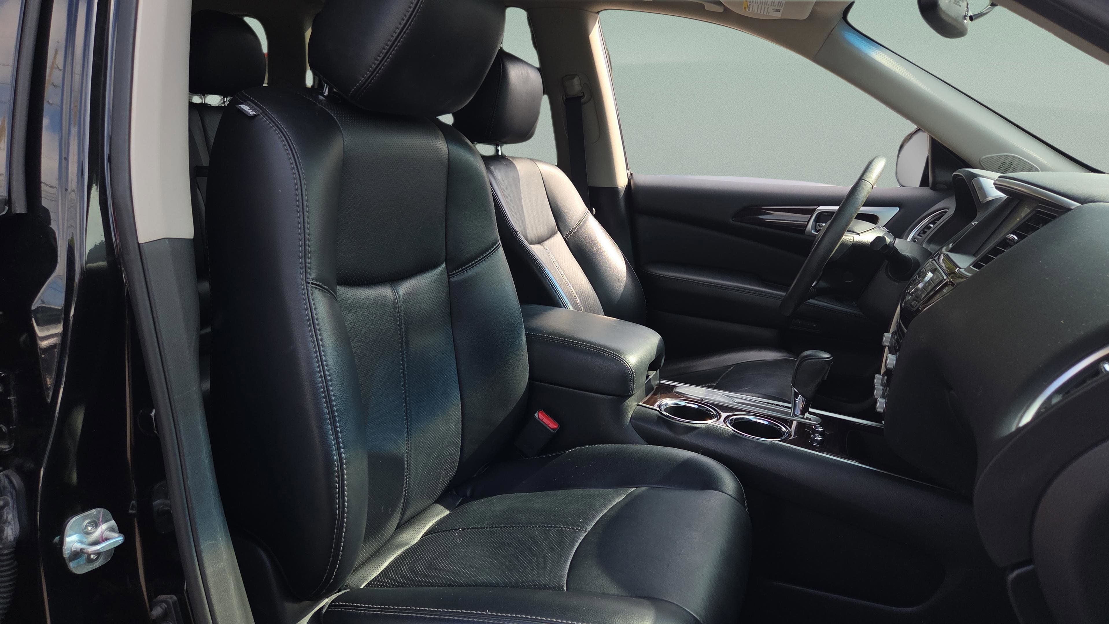 Used 2015 Nissan Pathfinder Platinum FWD image 15