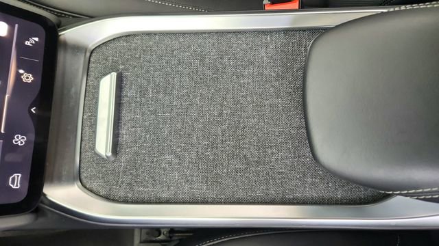 Used 2024 Lucid Air Pure RWD image 50