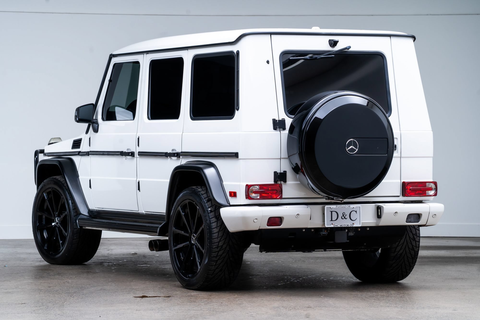 Used 2016 Mercedes-Benz G 550 image 4