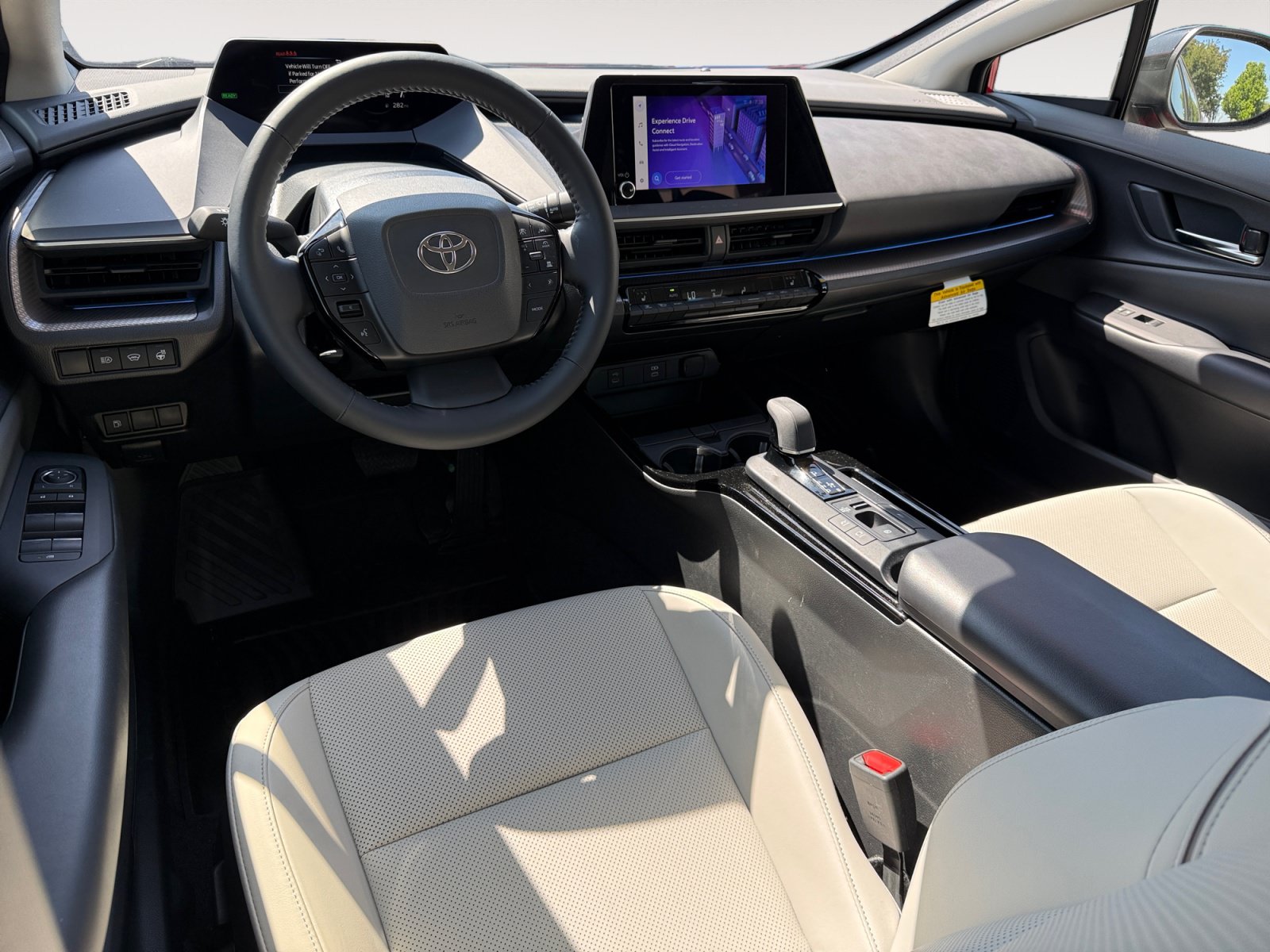 Used 2026 Toyota Prius XLE FWD image 15