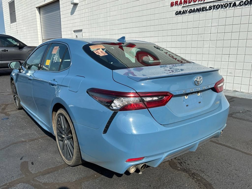 Used 2023 Toyota Camry XSE FWD image 5