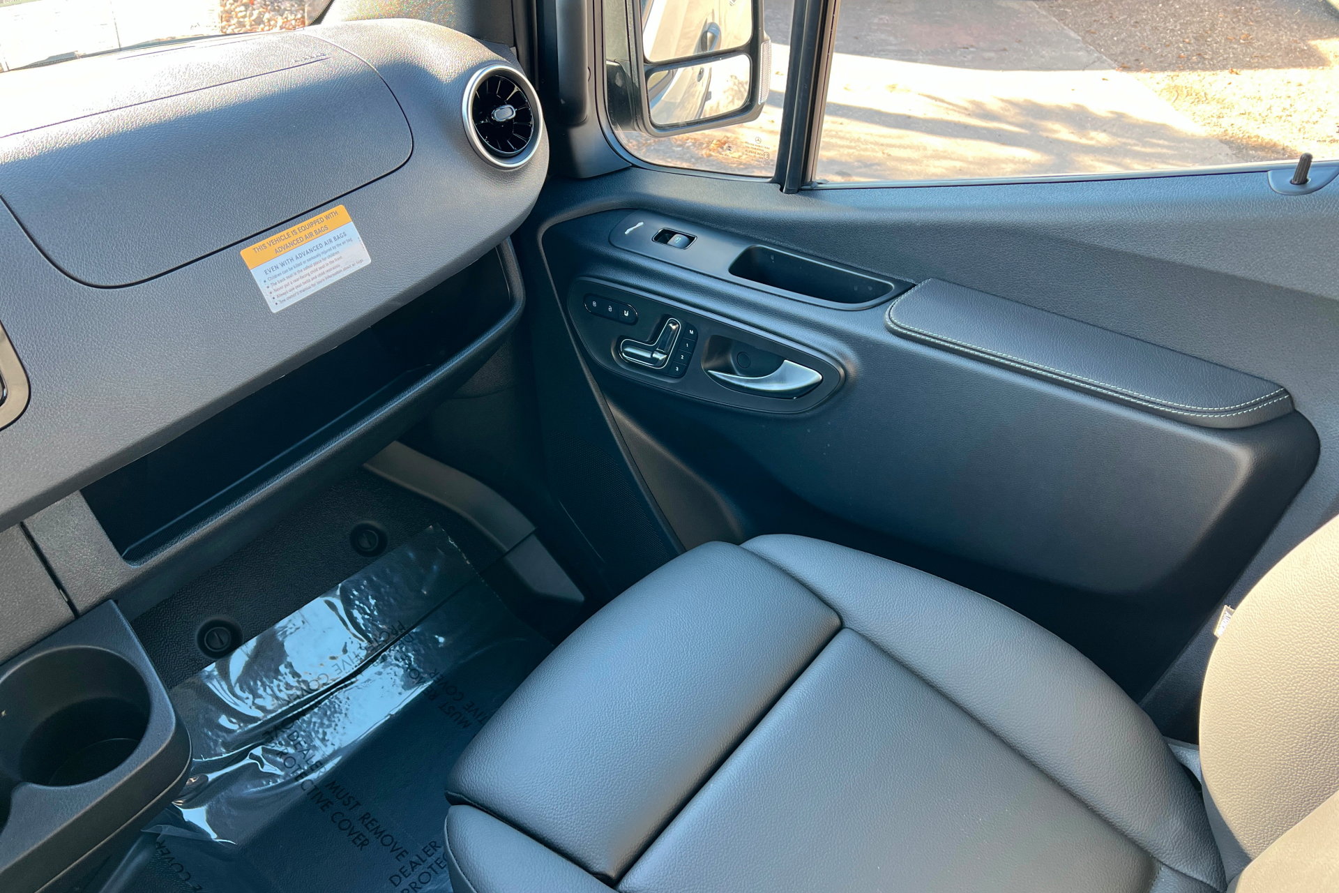 New 2025 Mercedes-Benz Sprinter 2500 image 10